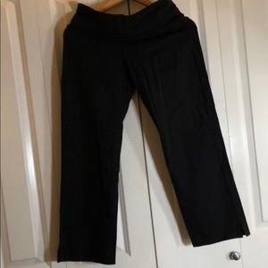 Cropped flared leggings